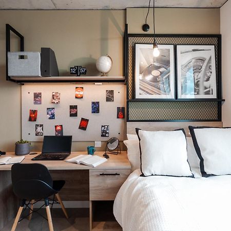 Students Only South London Homes Экстерьер фото